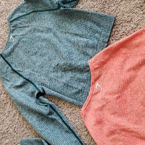 2 Gymshark Workout Tops - Picture 5 of 5